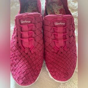 Sketchers EZ Flex Women’s Memory Foam slip-on tennis shoes